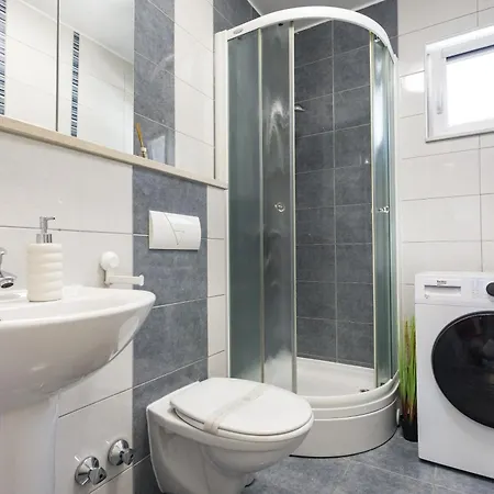 Toni ゲストハウス