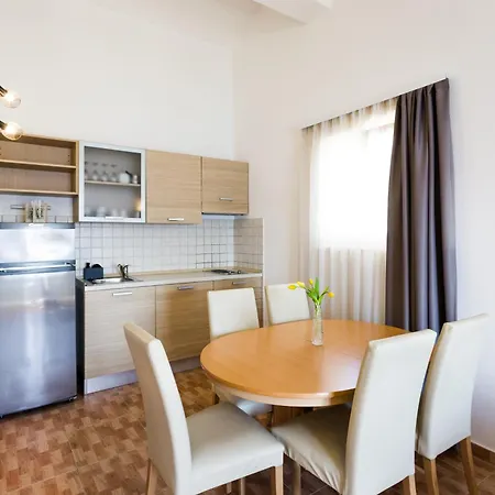 Toni ゲストハウス